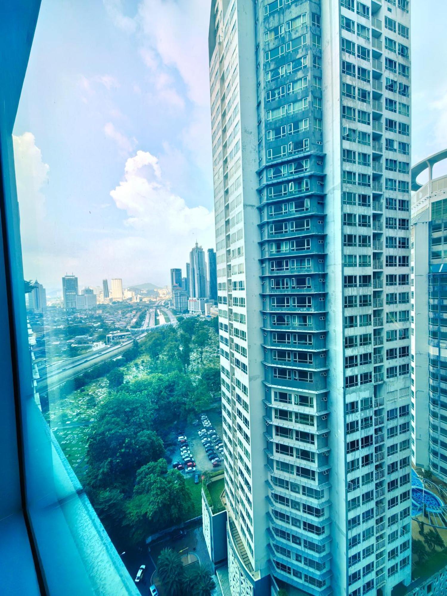 Summer Suites By Moon Orchid Kuala Lumpur Exterior foto